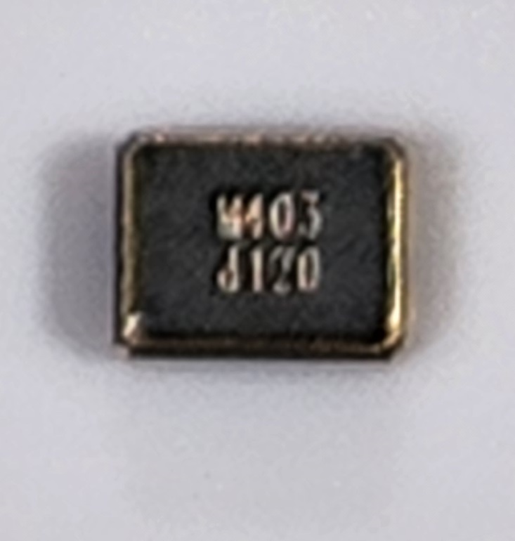 a zoomed-in image of the crystal oscillator component